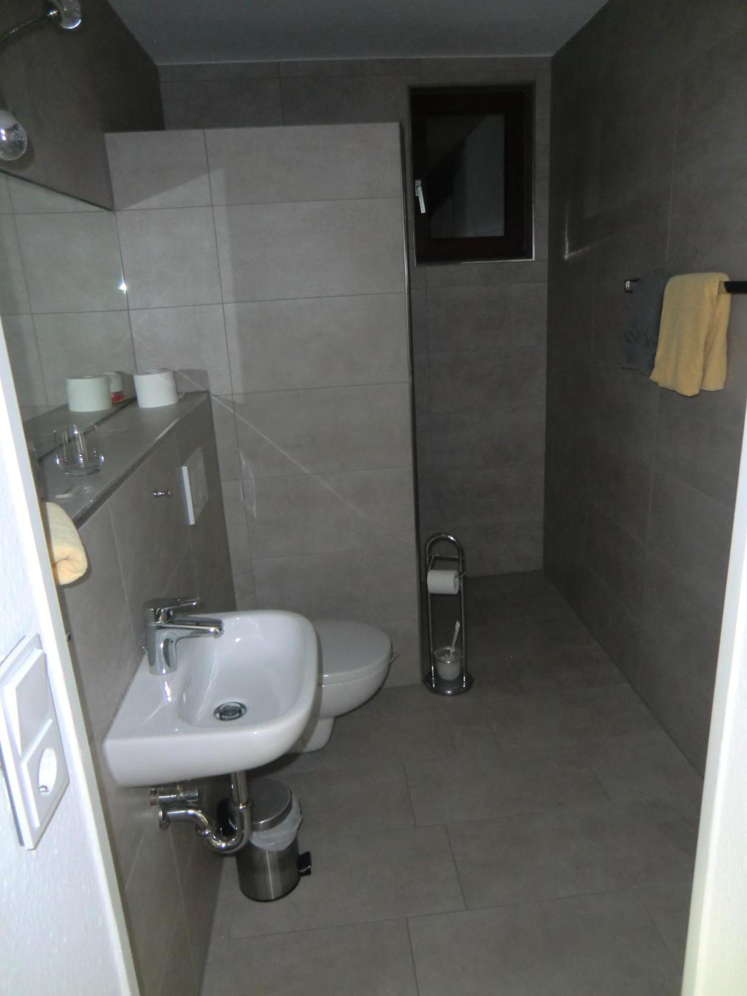 Hotel Die Clus Volksen  Экстерьер фото